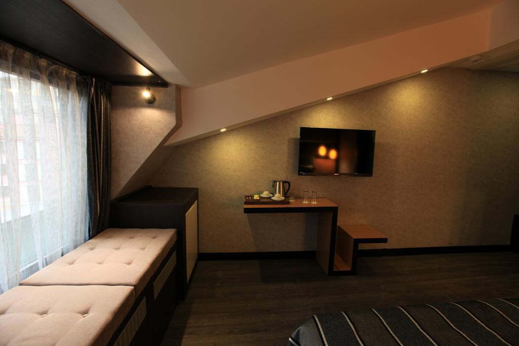 The Black Hotel Εσκίσεχιρ Εξωτερικό φωτογραφία