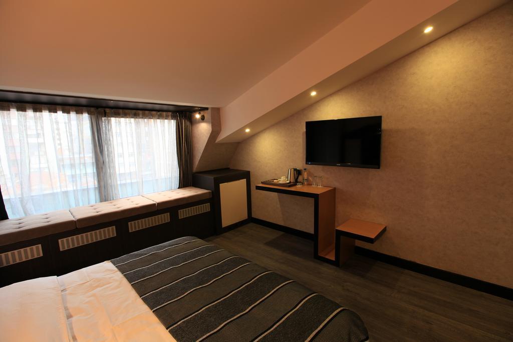 The Black Hotel Εσκίσεχιρ Δωμάτιο φωτογραφία