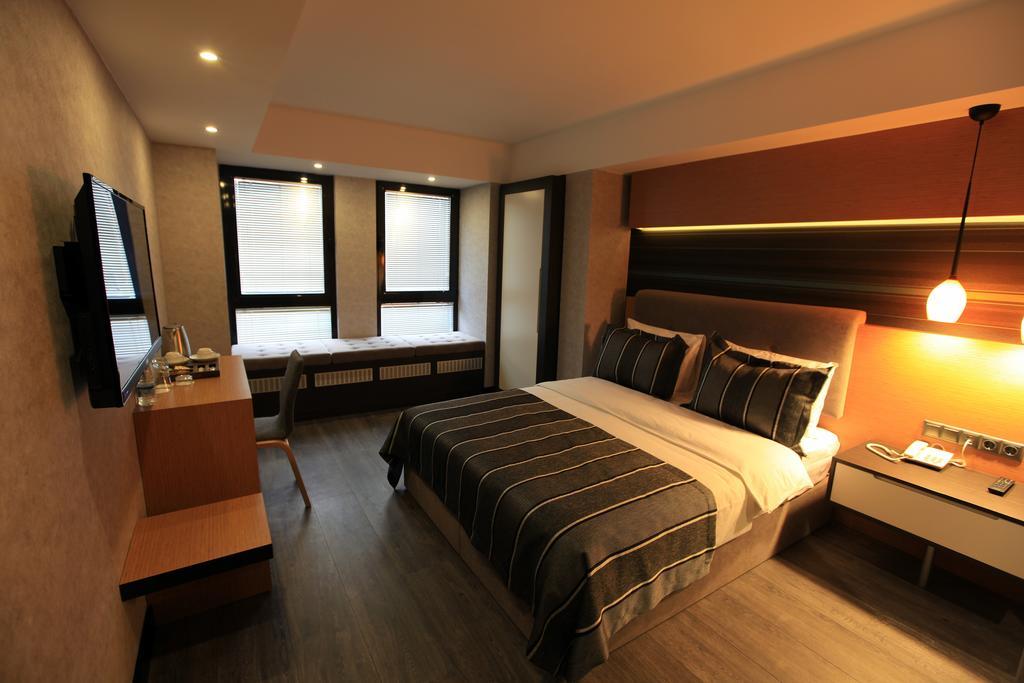 The Black Hotel Εσκίσεχιρ Δωμάτιο φωτογραφία