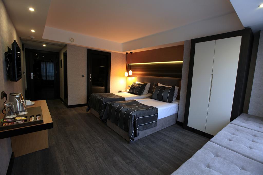 The Black Hotel Εσκίσεχιρ Εξωτερικό φωτογραφία