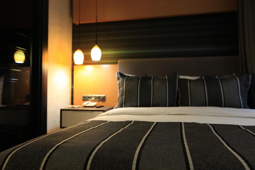 The Black Hotel Εσκίσεχιρ Εξωτερικό φωτογραφία