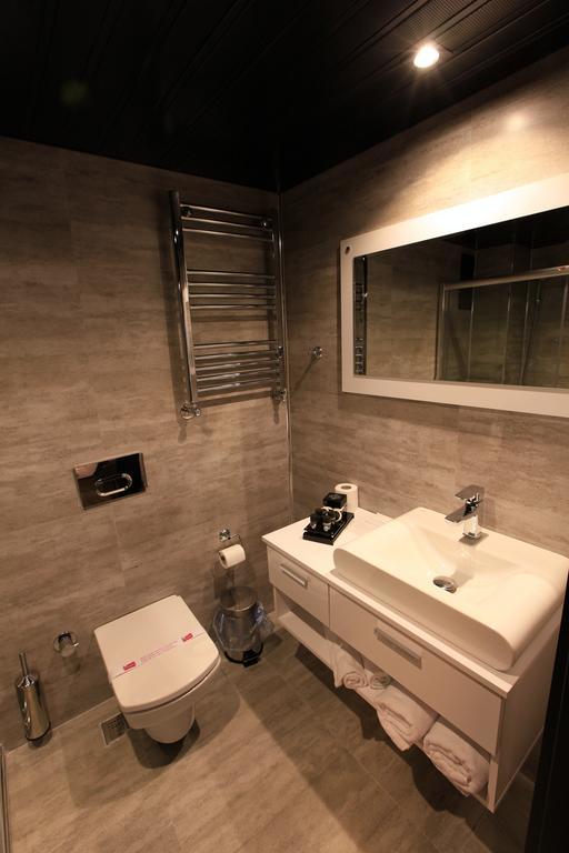 The Black Hotel Εσκίσεχιρ Εξωτερικό φωτογραφία